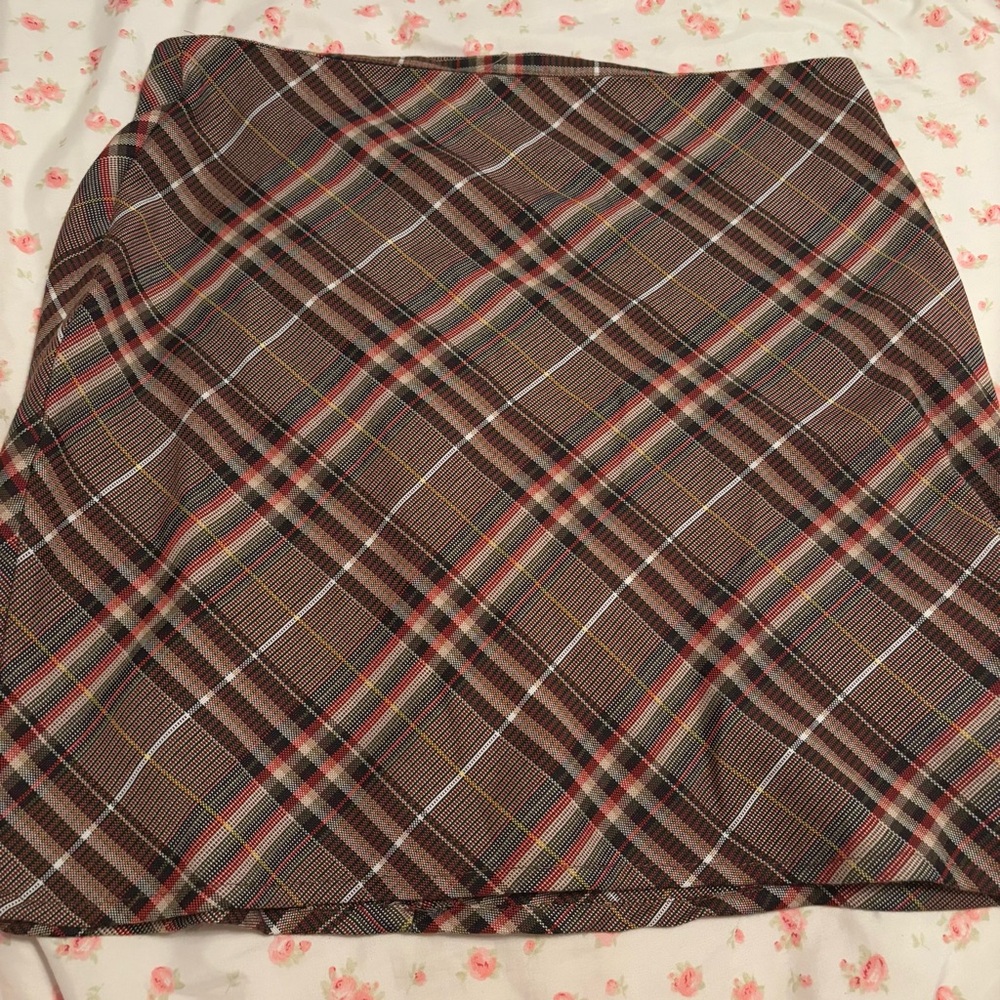 brown a-line plaid skirt